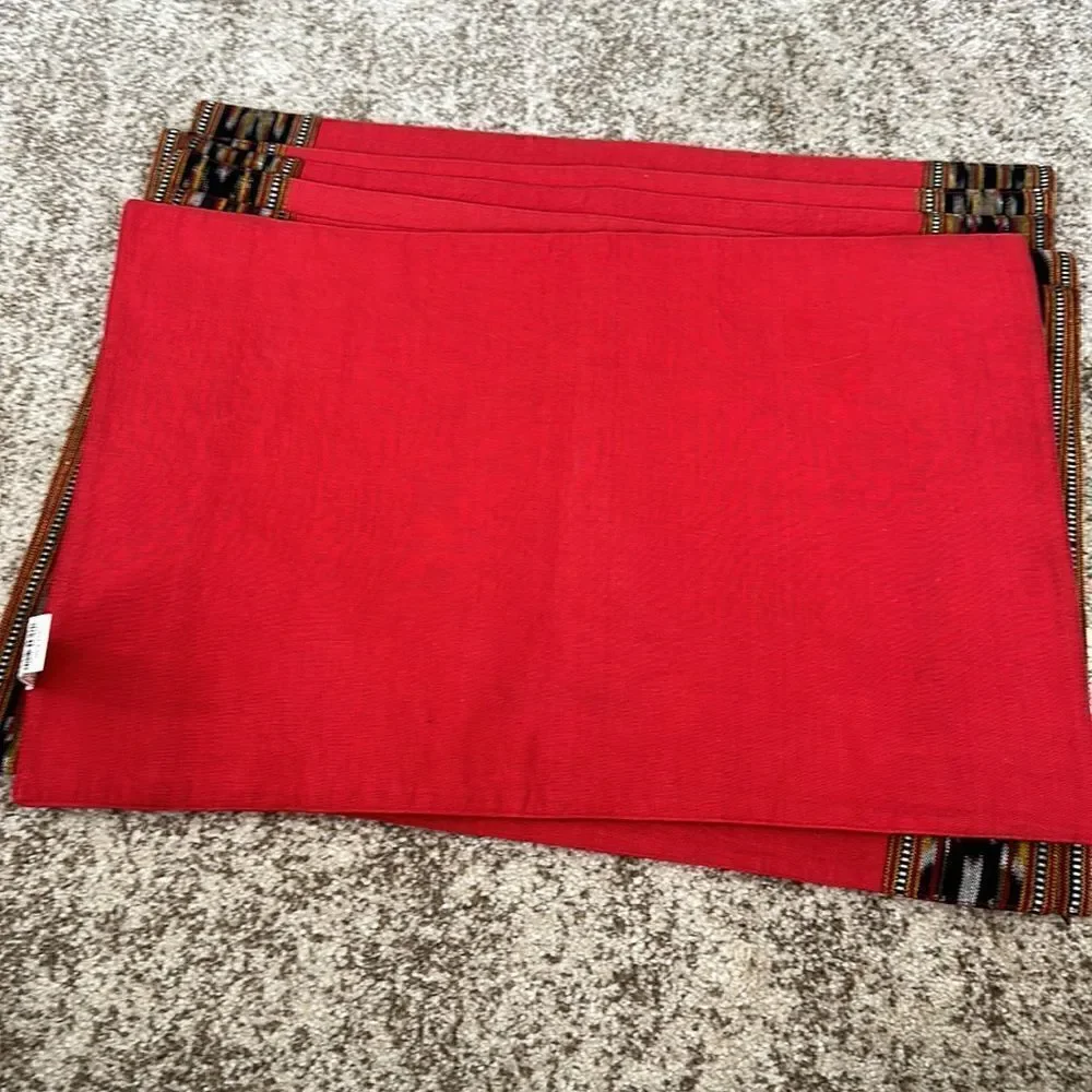 Pier 1 Six Cotton Cloth Decorative Placemats